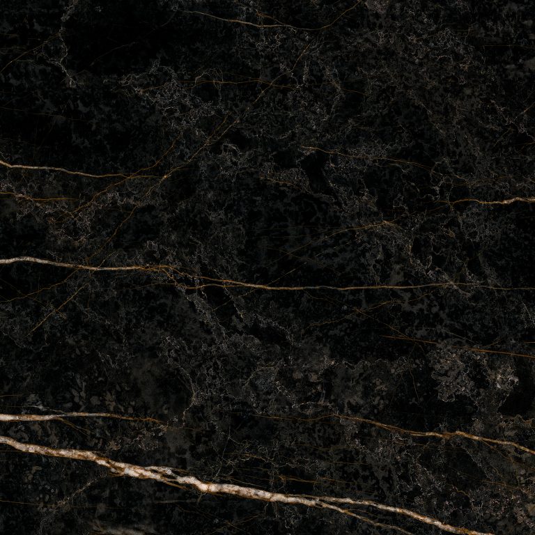 NERO-ORO__F3.jpg