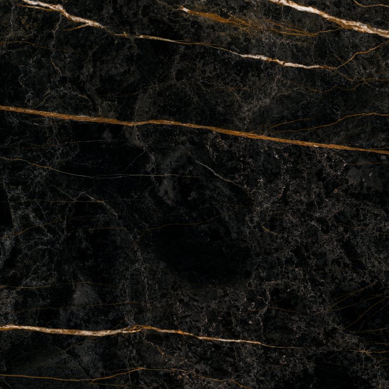 NERO-ORO__F7.jpg
